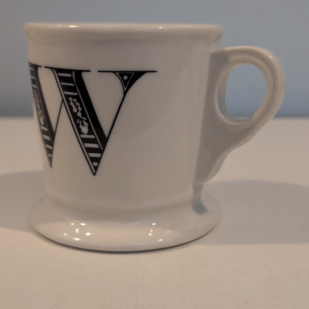 Anthropologie Ceramic 12 Ounce Monogram Initial W Coffee Mug - Picture 4 of 14